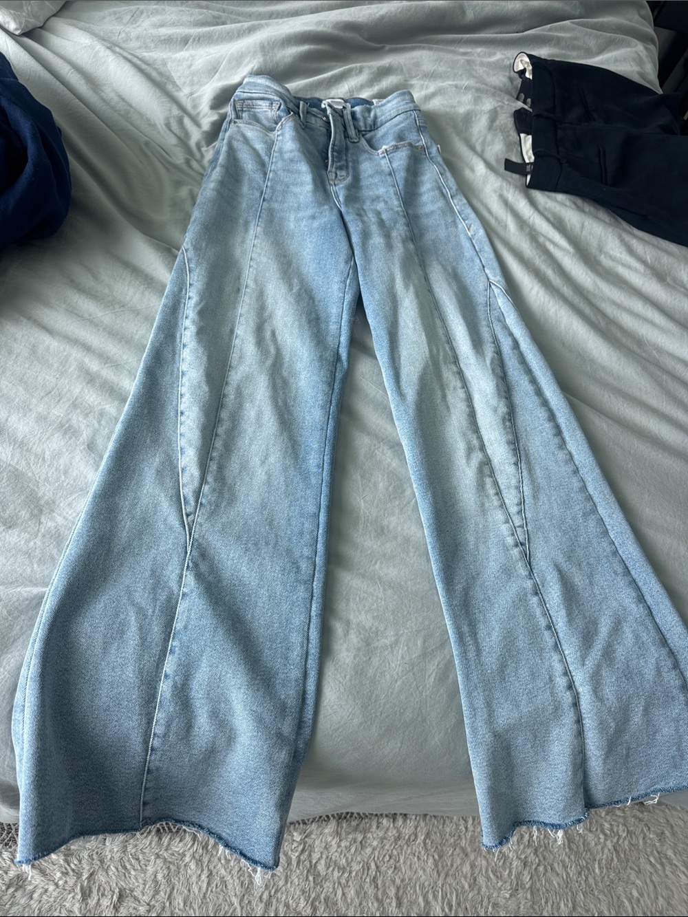 Good American Good Petite Palazzo Jeans